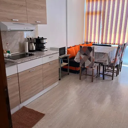 маврова 2* Поморие